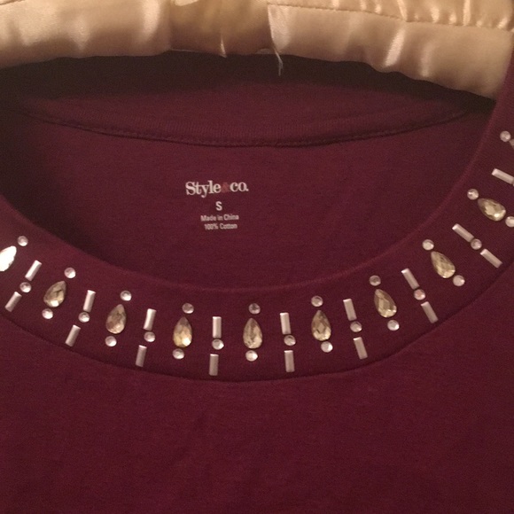 EUC 100% cotton top with crystals - Picture 6 of 12